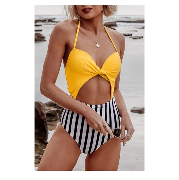Cupshe Other - New Cupshe bathing suit